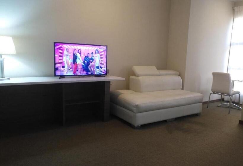 اتاق پریمیوم چهارنفره, Hostal Costa De Marfil Suites & Apartamentos