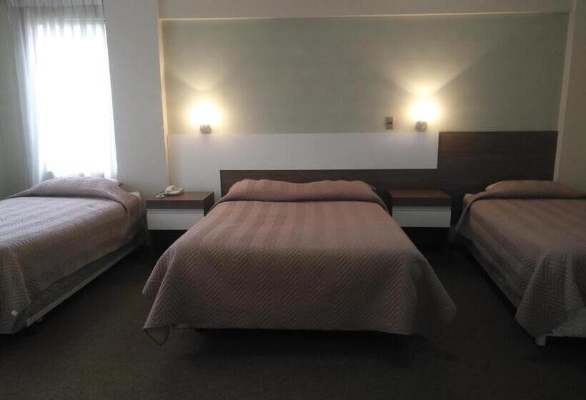 اتاق پریمیوم چهارنفره, Hostal Costa De Marfil Suites & Apartamentos