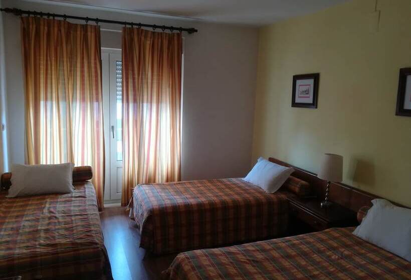 Номер Стандарт Трехместный, Mafra Guest House