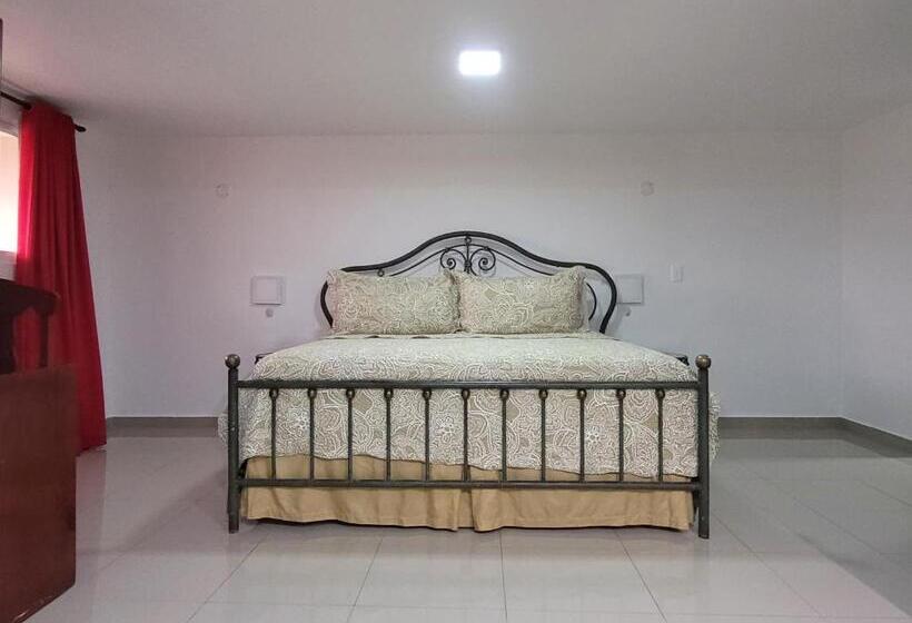 سوئیت با تخت بزرگ, Olimpo