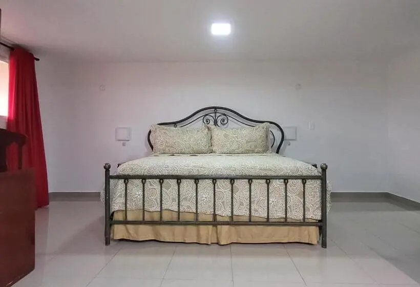 سوئیت با تخت بزرگ, Olimpo