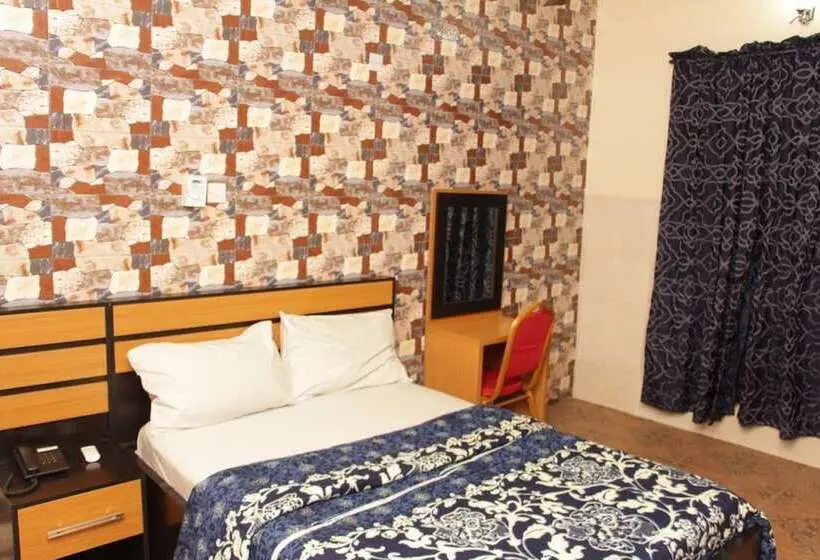 اتاق استاندارد, Pedallo Luxury Inn Ltd