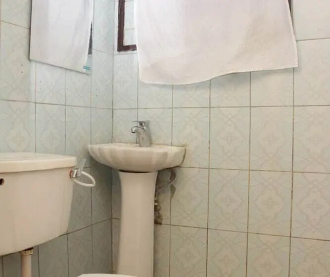 اتاق لوکس, Pedallo Luxury Inn Ltd
