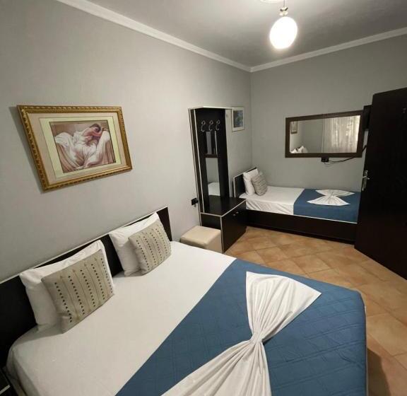 标准三人间, &restaurant Aroma