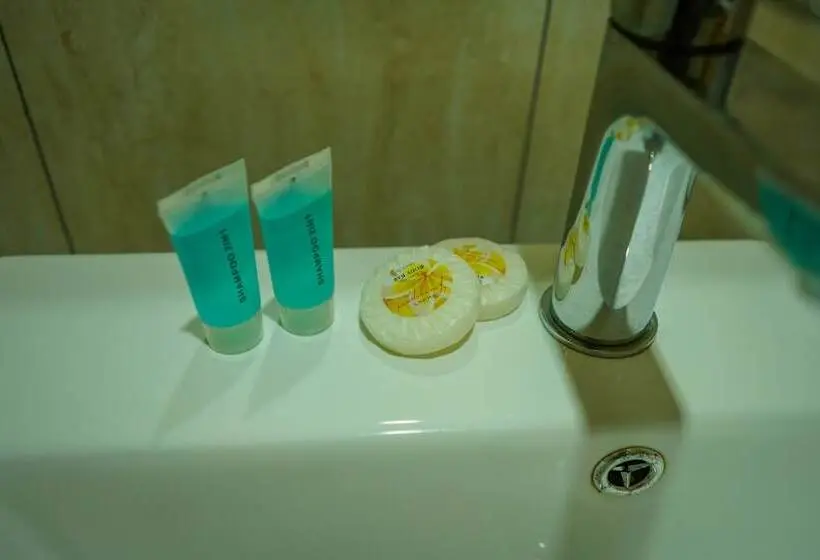 استودیوی سوپریور, Samoana Boutique