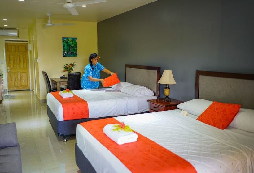 استودیوی سوپریور, Samoana Boutique