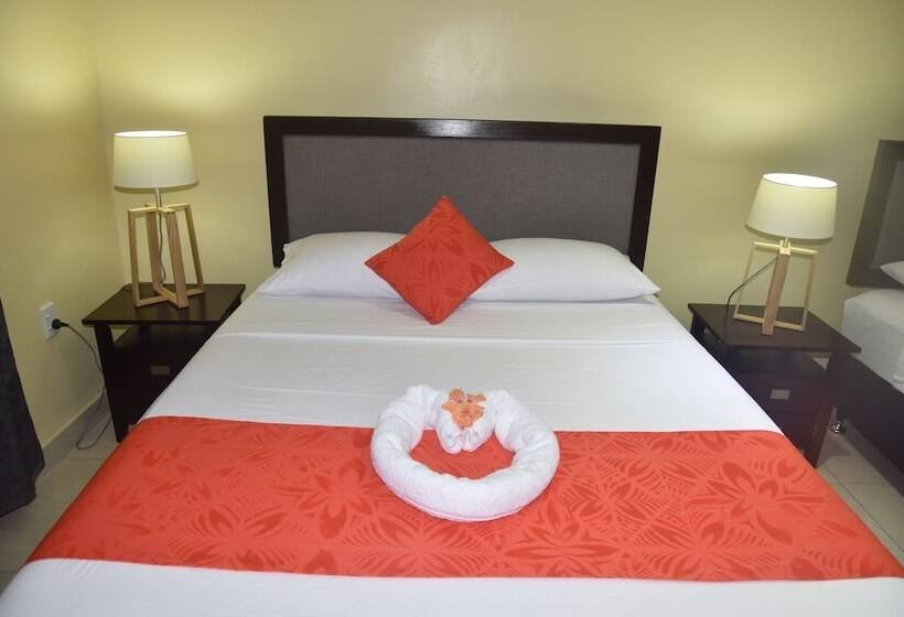 استودیوی سوپریور, Samoana Boutique