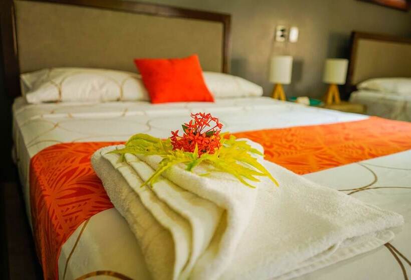 استودیوی سوپریور, Samoana Boutique