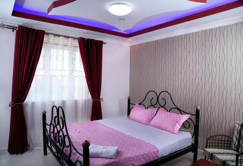 اتاق لوکس, Red Sox Hotel Ltd