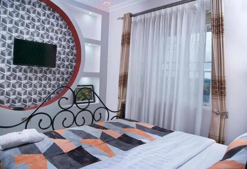 اتاق لوکس, Red Sox Hotel Ltd