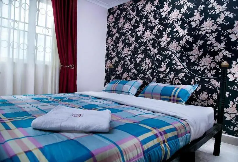 اتاق لوکس, Red Sox Hotel Ltd