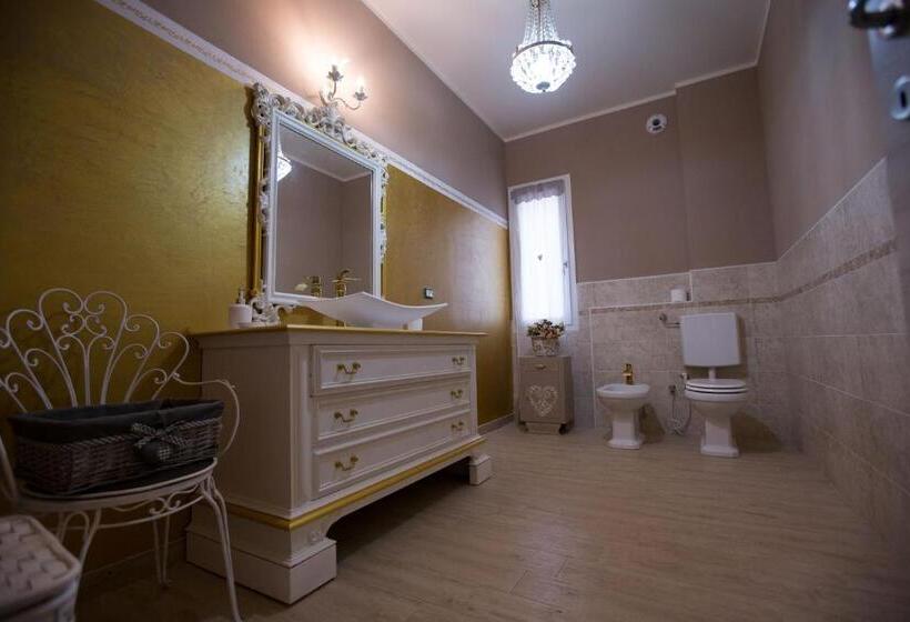 غرفة قياسية سرير كينج, Cupido Da Simona