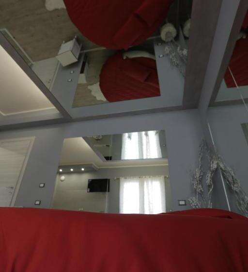 غرفة قياسية مزوَّدة بجاكوزي, Cupido Da Simona