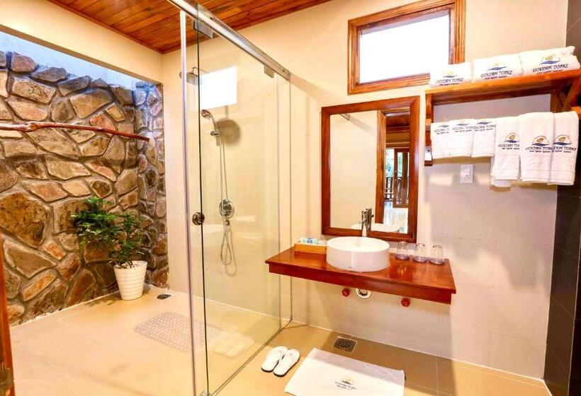 اتاق لوکس خانوادگی, Golden Topaz Phu Quoc Resort