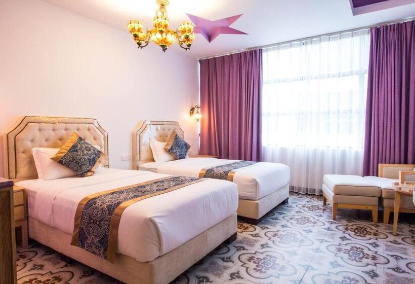 キングサイズベッドのスタンダードルーム, Hilal