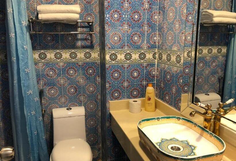 スタンダードルーム, Hilal