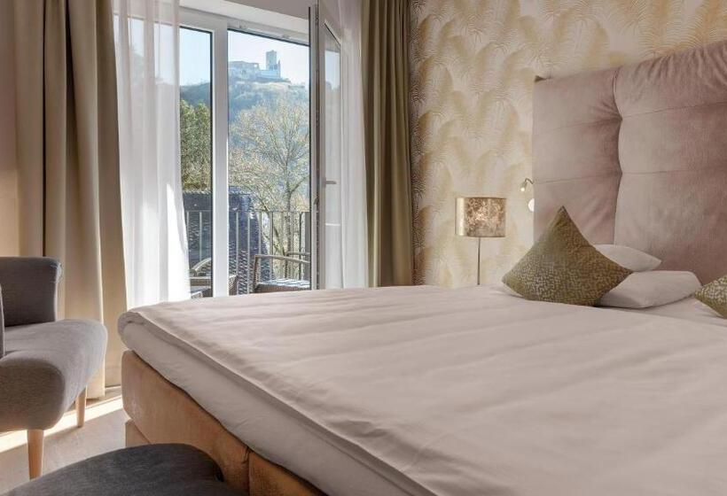 ファミリールーム, Moselauen