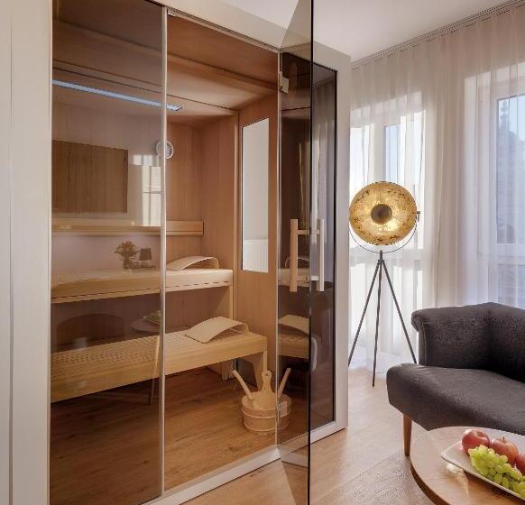 スイート, Moselauen