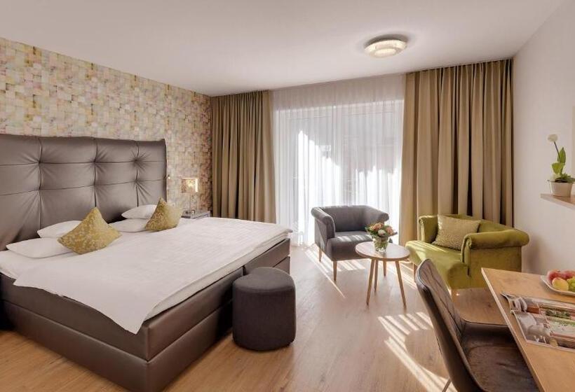 スタンダードシングルルーム, Moselauen