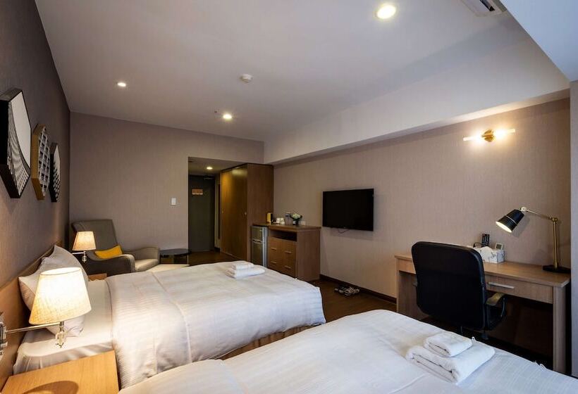 اتاق سوپریور سه تخته, Sky19