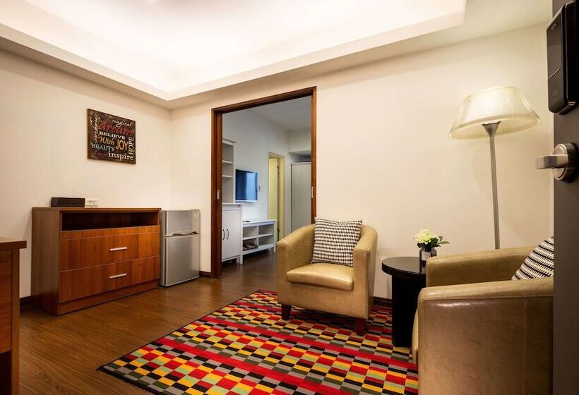 اتاق سوپریور چهار تخته, Sky19