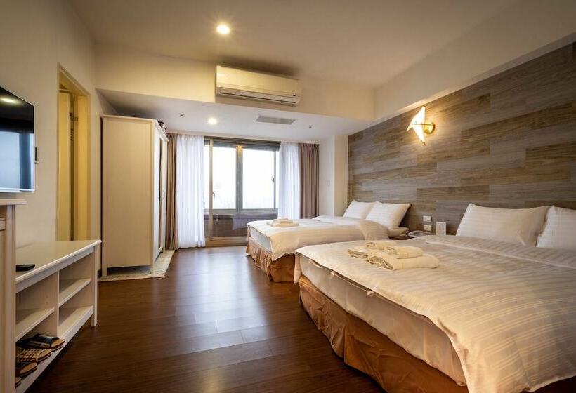 اتاق سوپریور چهار تخته, Sky19