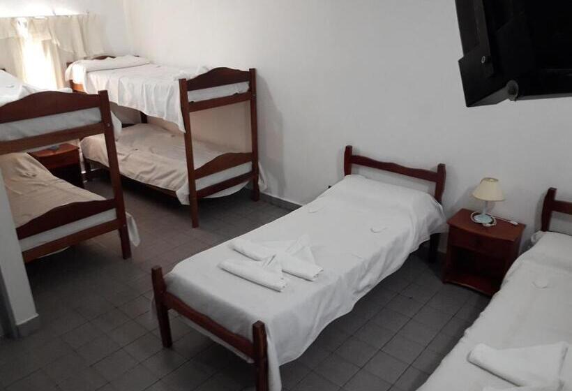 اتاق خانوادگی, Tandil