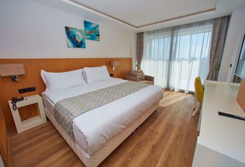 디럭스 룸 바다 전망, The Nowness Luxury Hotel & Spa