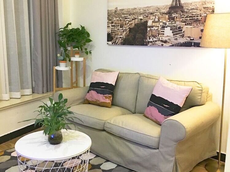 패밀리 룸, Shanghai Meego Qingwen