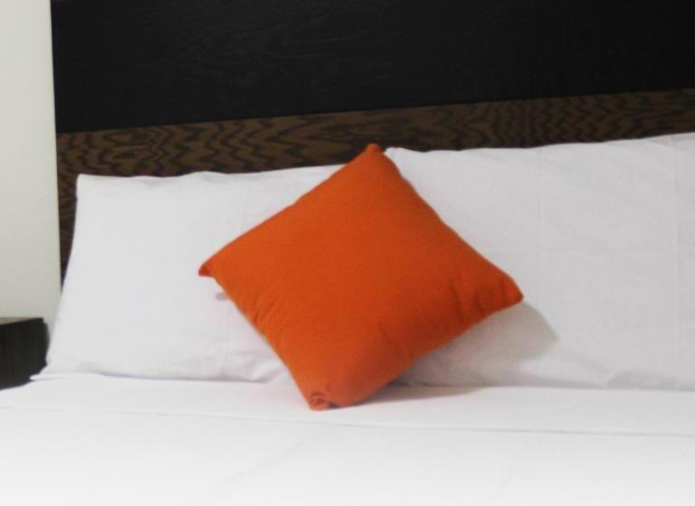 スタンダードルーム, Bed Bed Hotel Estrella