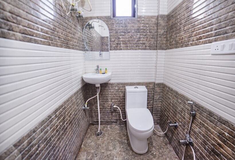 Номер Deluxe, Fabhotel Glorify Stay