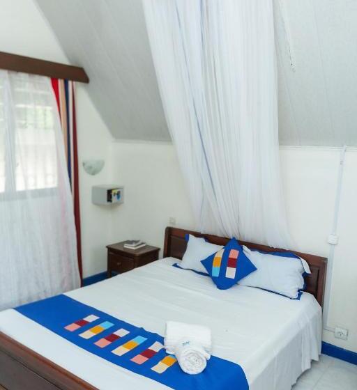 بانگلوی استاندارد, Holidays