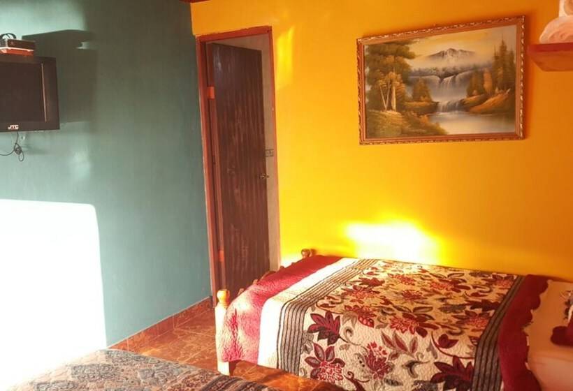 Четырехместный Номер Стандарт, Los Troncos