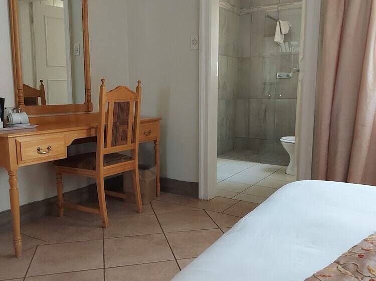Номер Стандарт, Midway Inn