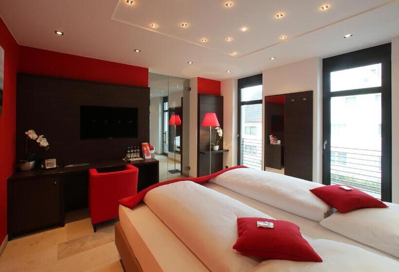 Люкс, Kh Hotel Mit Restaurant