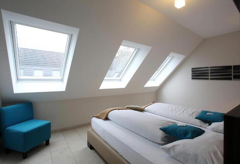 四人标准间, Kh Hotel Mit Restaurant