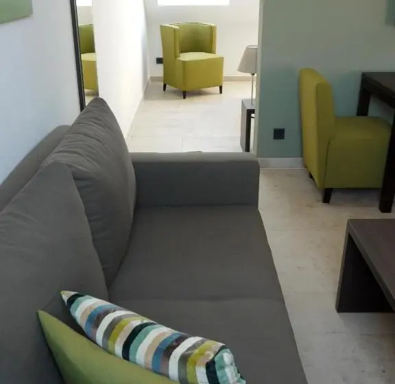 スタンダード5人部屋, Kh Hotel Mit Restaurant
