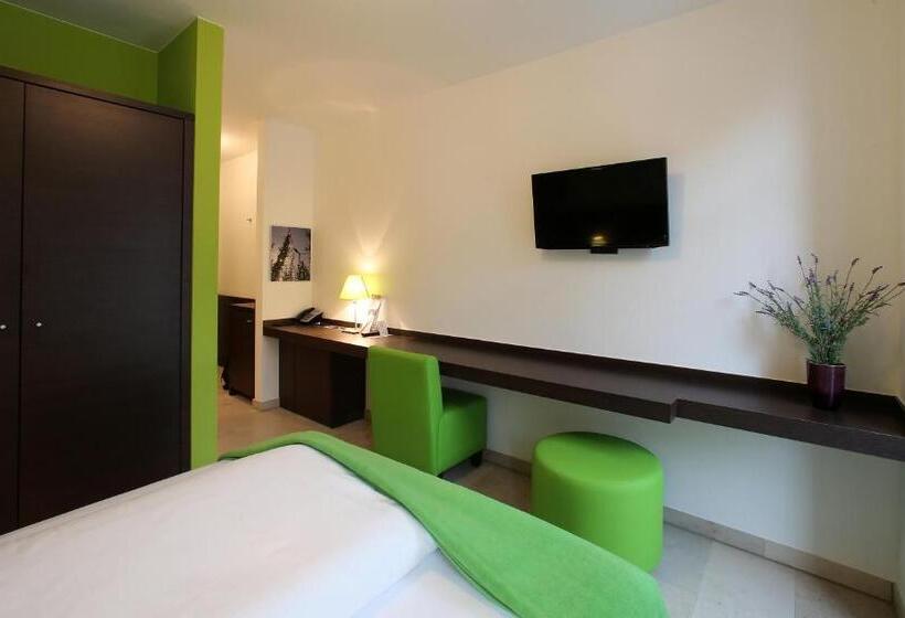 经济房, Kh Hotel Mit Restaurant