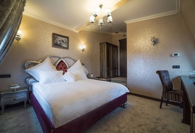 スタンダードルーム, 5 Continents