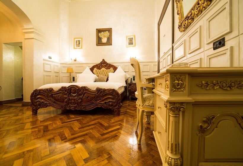 デラックスルーム, 5 Continents