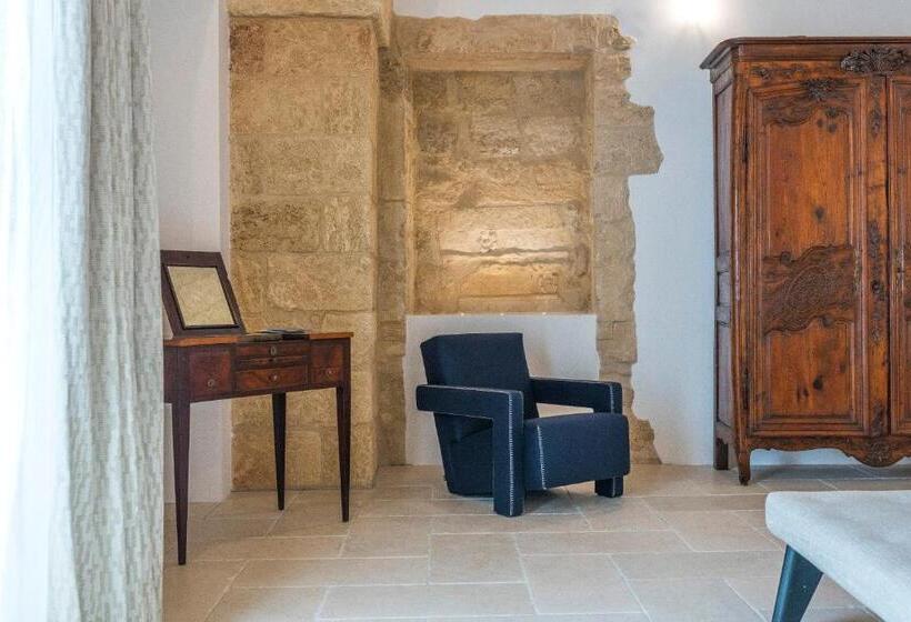 جناح ديلوكس, Castello Di Ugento