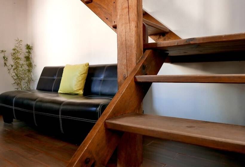 Хижина, Ganesha