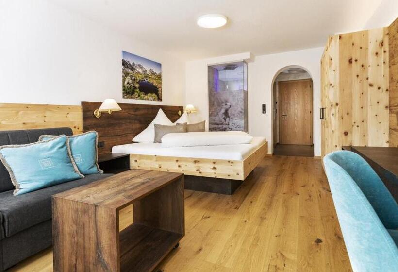 발코니 디럭스 룸, Garni Tirol