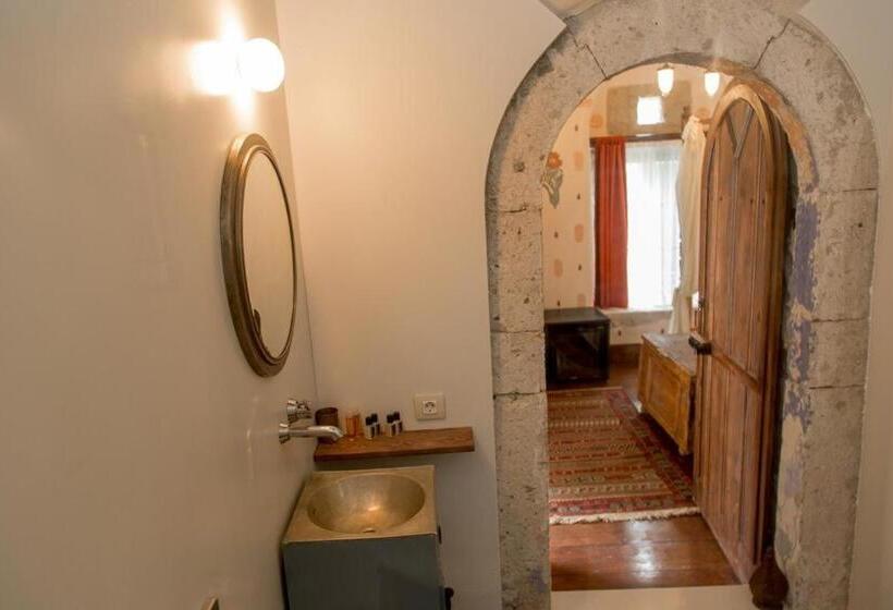 سوییت جونیور, Zen Alacati