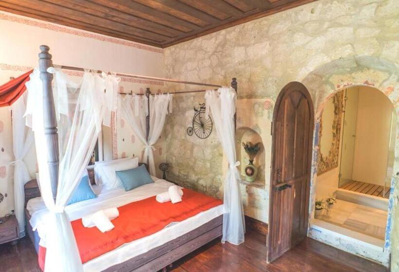 سوییت جونیور, Zen Alacati