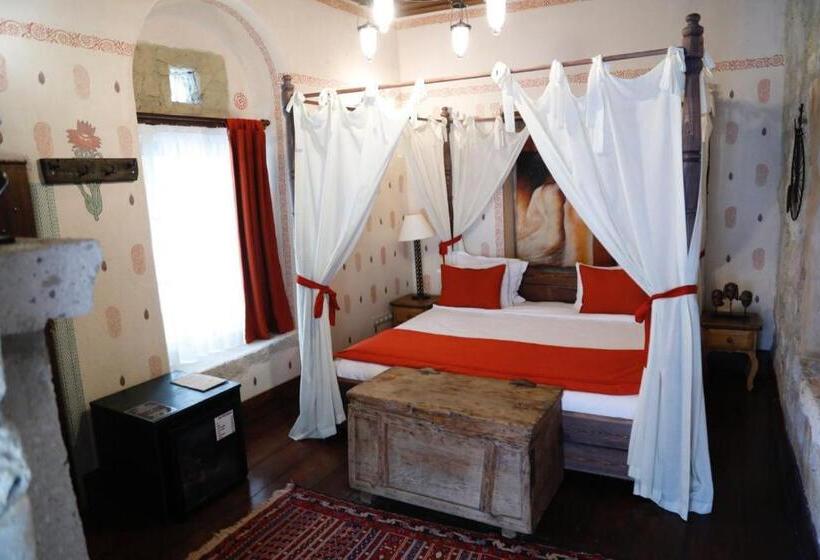 Полулюкс, Zen Alacati