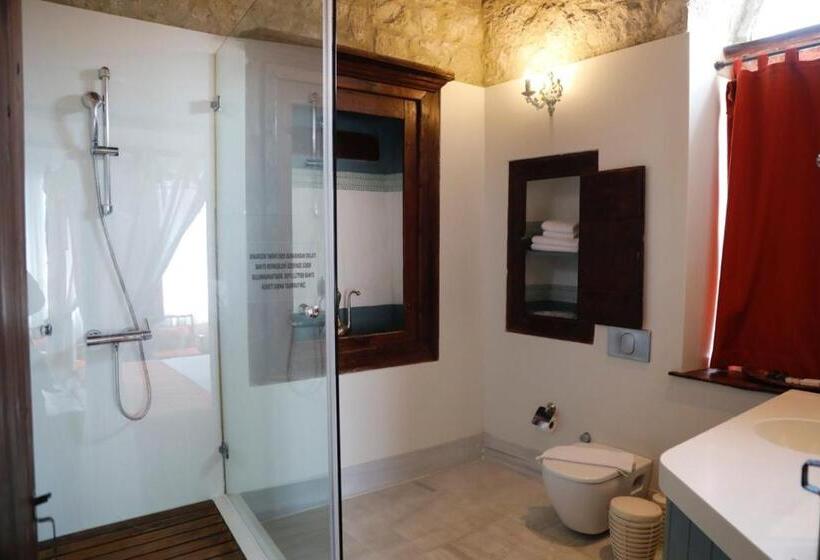 Люкс Кровать Кинг, Zen Alacati