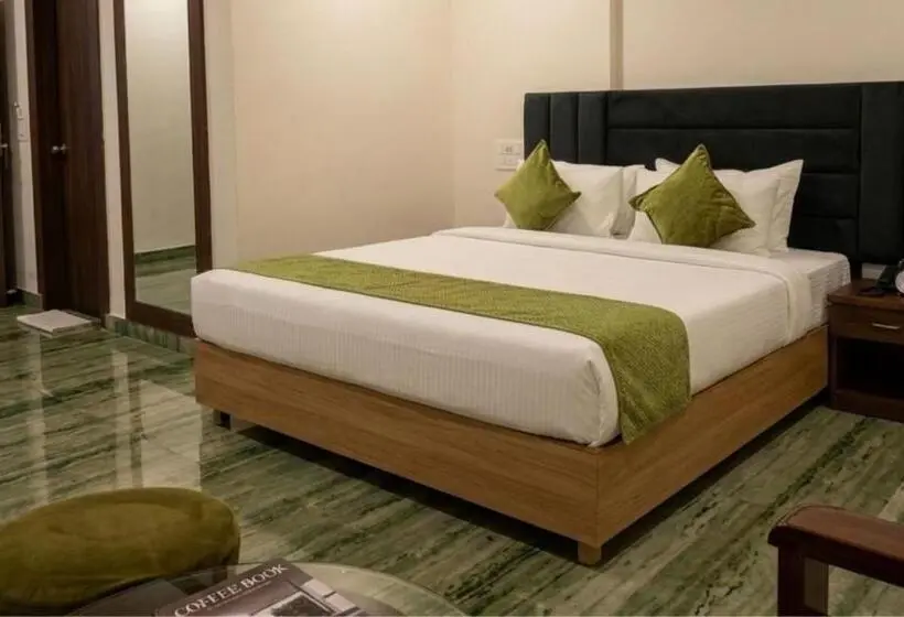 レイクビューデラックスルーム, Mahfil E Motijheel