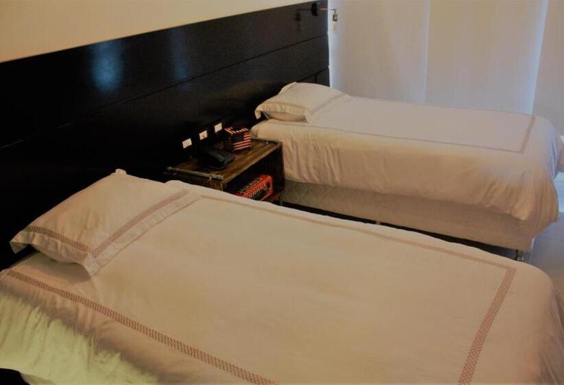 اتاق استاندارد, 1945 Aeropuerto