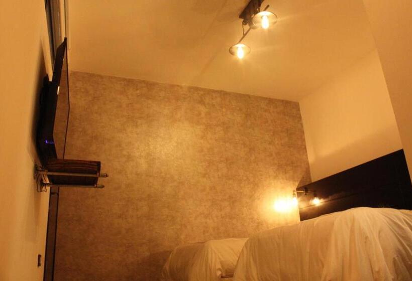 اتاق استاندارد, 1945 Aeropuerto